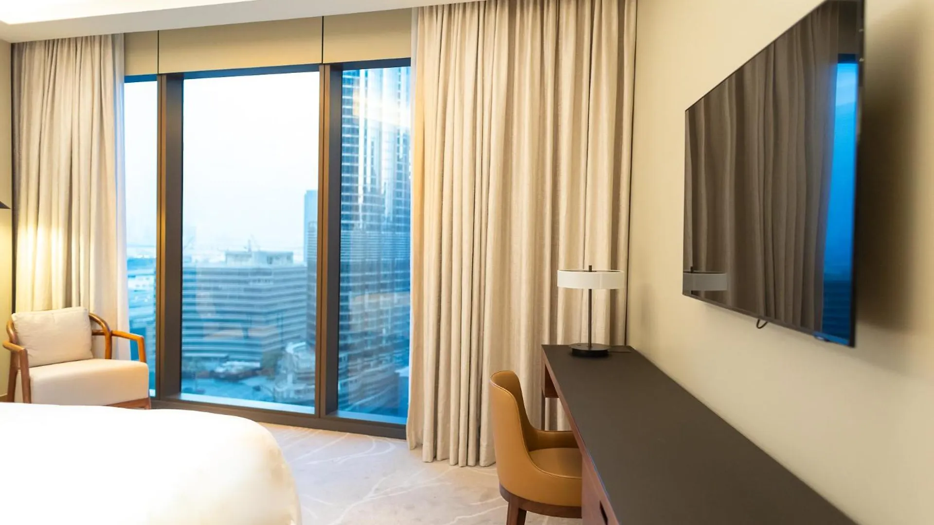 Address Residences Dubai Opera At Downtown 0*,